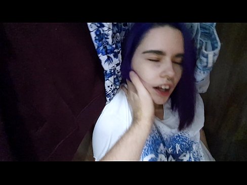 ❤️ Atradu savu māsu skapī un palīdzēju viņai beigt. ☑ Porno pie lv.hentai-menu.ru ﹏